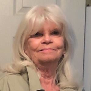 Meet your Posher, Ellie